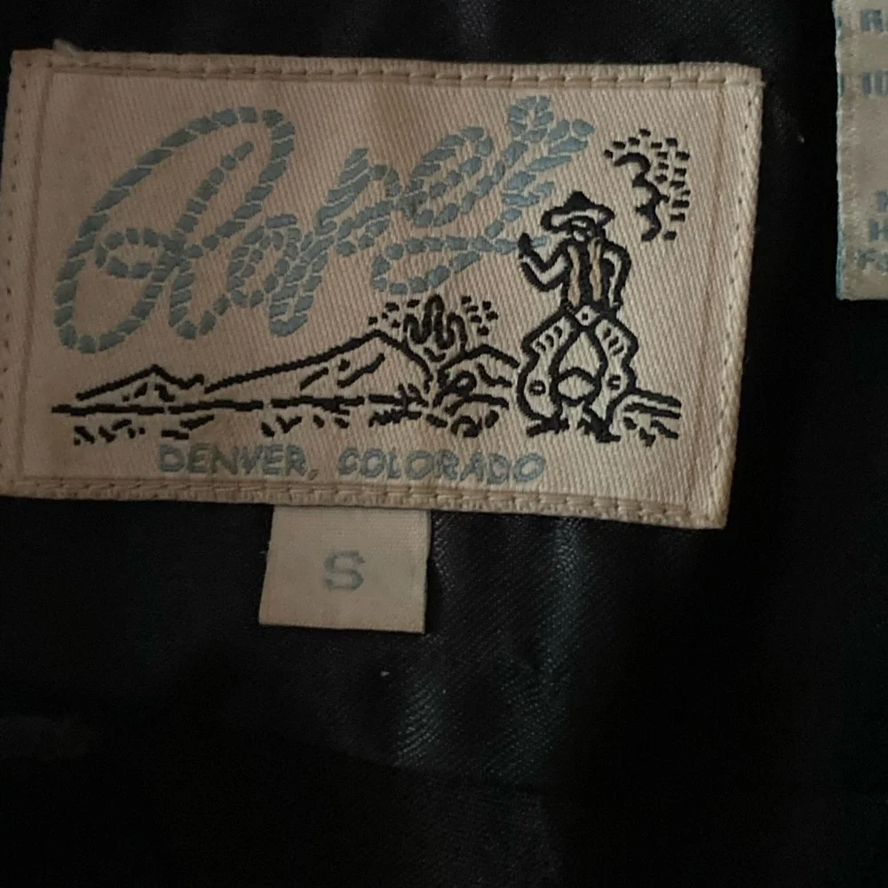 Roper Mens SZ S Black Western long sleeve,silver studded scroll design. - Picture 7 of 11